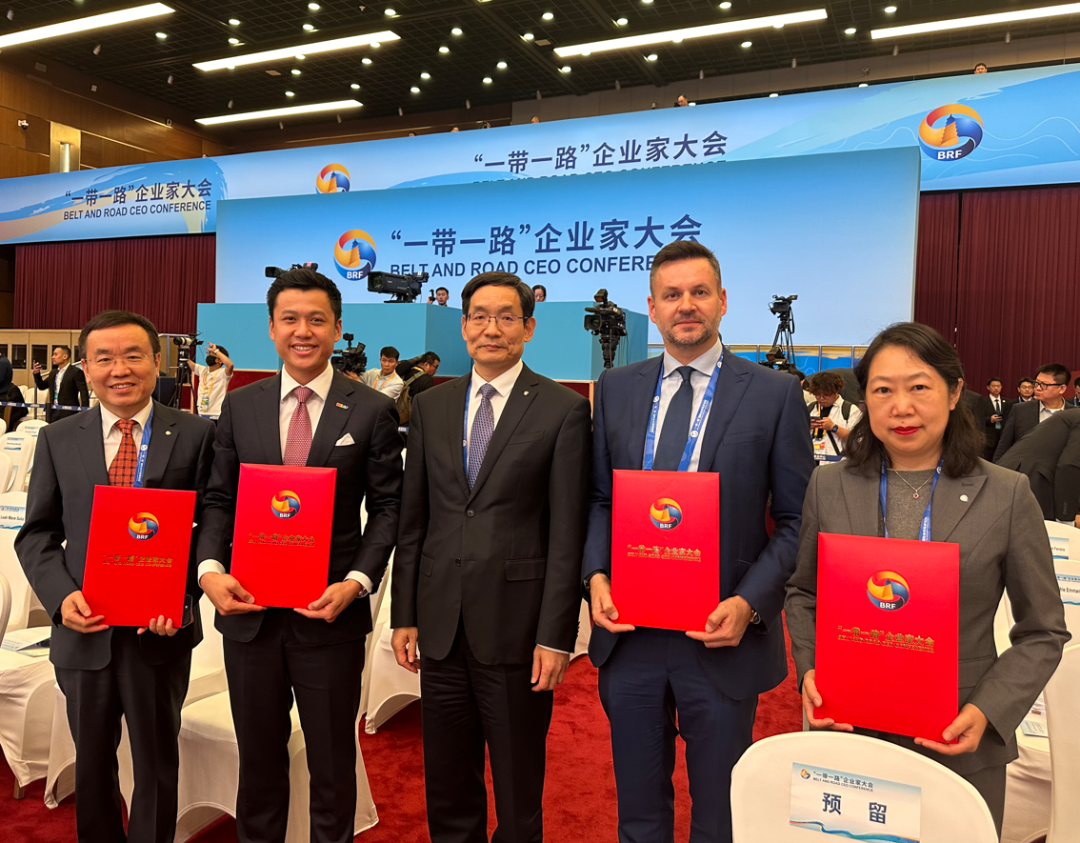 5b59e01722dbc10159f9a28f29fee368.png 5b59e01722dbc10159f9a28f29fee368.png